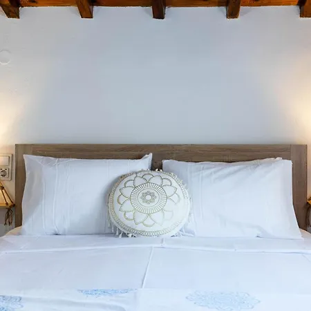 Avra Holiday home